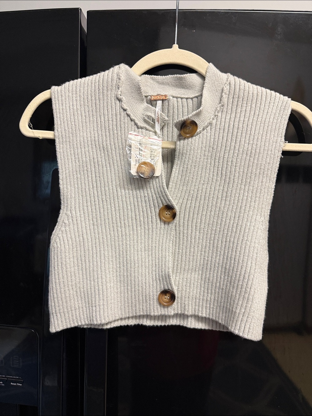 Free People Women’s Cropped Rib Knit Button Vest in Pale Grey NWT